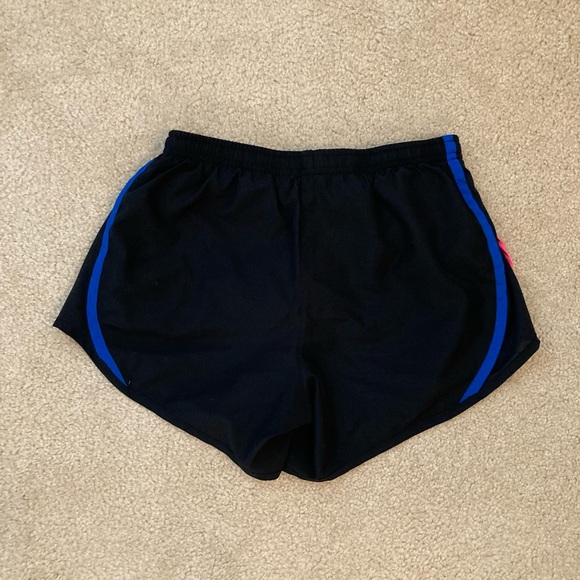 Nike Girls Athletic Shorts - Picture 3 of 5